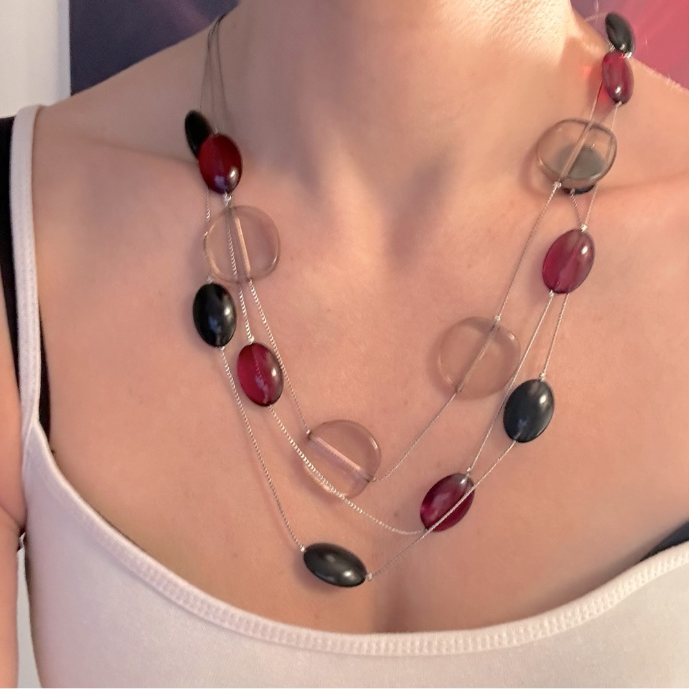 black red white crystal bead necklace